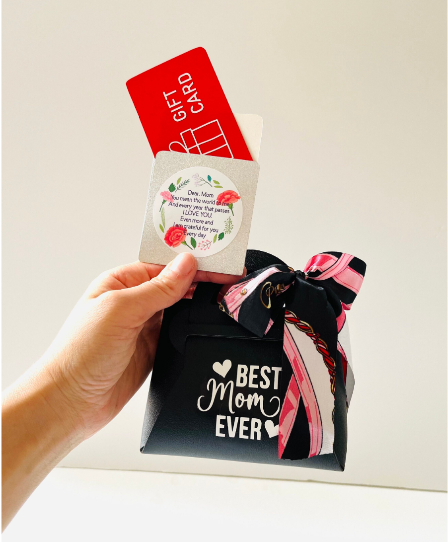 Mothers day gift bag with gift card